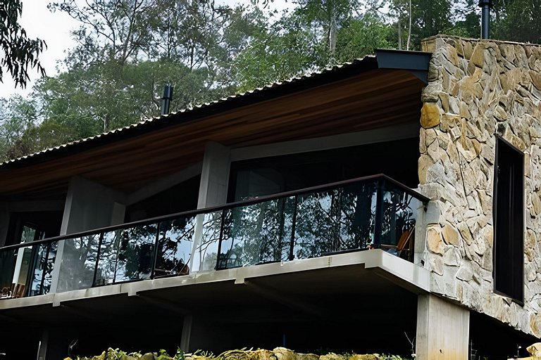 Chalé das Cerejeiras, charme e vista incrível